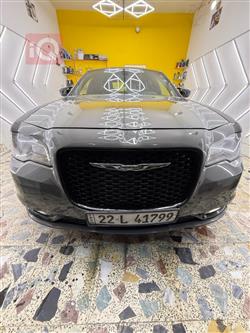 کرایسلەر 300